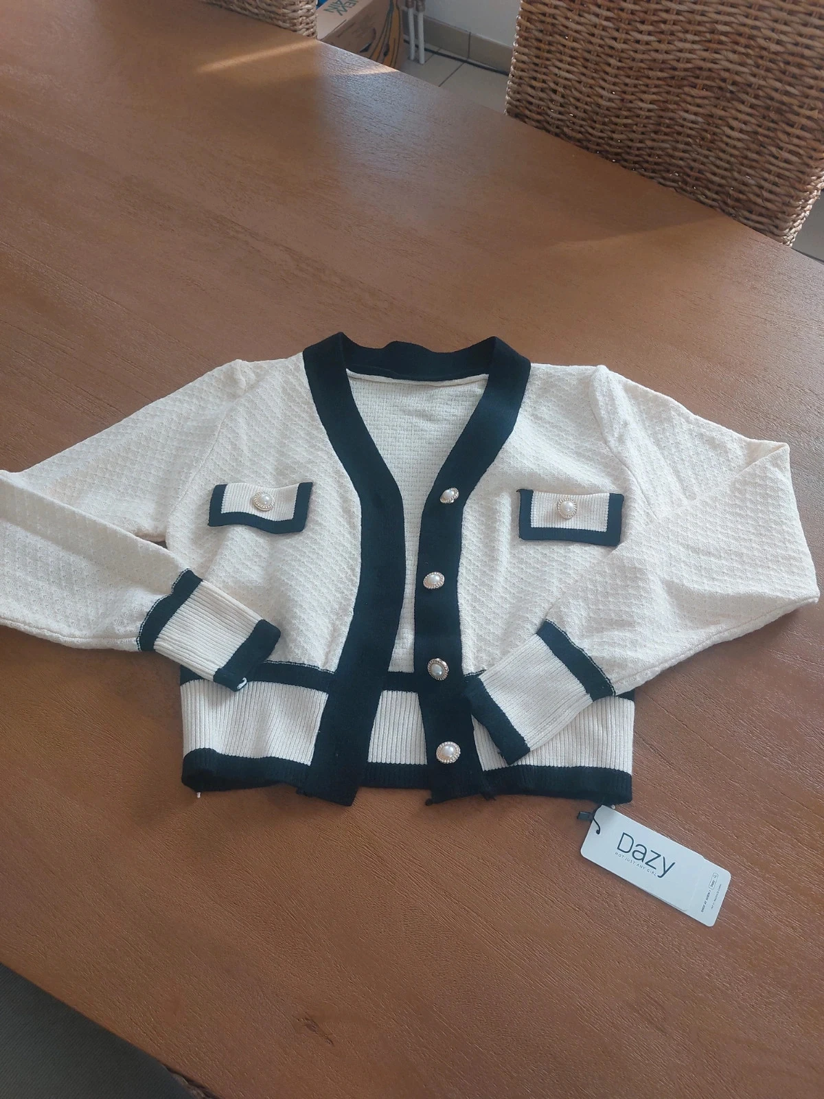 Joli gilet Dazy neuf avec étiquette XL 🌸